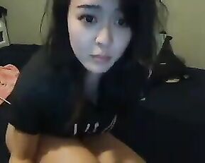 Zilla_x juicy asian brunette hot vibrating pussy hitachi webcam show