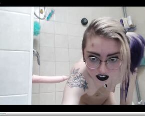 facelessfuckers anal masturbate in shower webcam show
