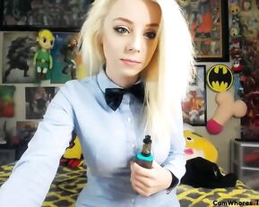 goldengoddessxxx slim nude young blonde with natural tits show body webcam show