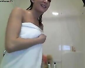 emmylove sexy naked brunette in bath play with dildo webcam show