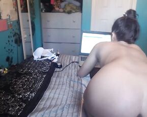 Zodiacgrrrl very slim girl with small tits play with pussy webcam show
