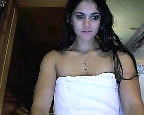 AspenRae slim and sexy wet girl show body webcam show