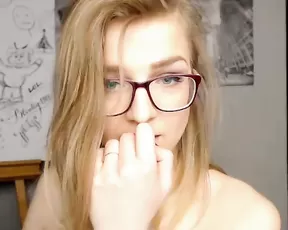 Rubypaige22 ultimate Private Show / please more of her