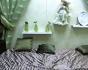 xxxMissTits Shows Her Pussy