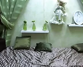 xxxMissTits Shows Her Pussy