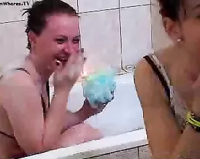 RARE Ny0k0 (K@thyvonk)+friend bathtime