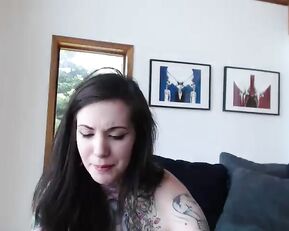 Harliequinnx tattoo sexy milf with buttplug anal webcam show