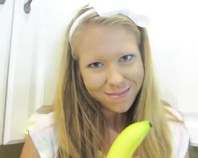 RachelSinger dirty blonde girl hot masturbate use banana webcam show