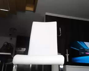 Slim chick taking it deep