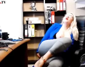 Mika  squirt