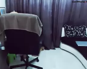 missadictive little show