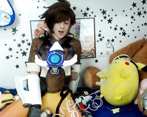 Pitykitty b/g - Videos - Most Relevant