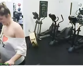 Tyler Ashay showing off on a gym