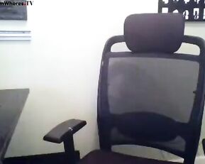 newportnigga playing on live webcam