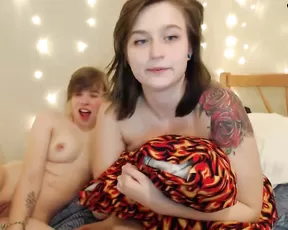 nataliedelair two hot chicks
