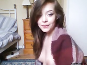 KittyCashew1 on all fours