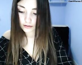 Kasandra_Mils - She plays with her shirt