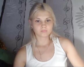 Balerinka nice sweet young blonde with small tits webcam show