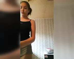Periscopeporn 2017 Леся Леся Готовлю кушать полуголая CamWhoresTV