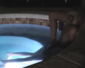 L@cey Black D@ni Spice Hot Tub