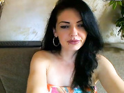 Kinky_Loveer what bitchy cunt, her botox is a fail