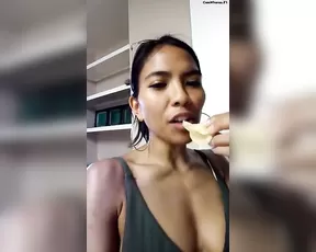JadaKai very hot cam4 girl  19/10/17