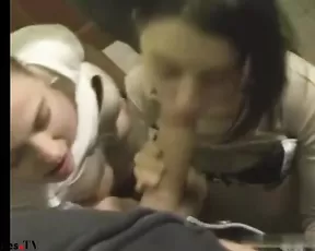 Guy get a triple blowjob in pub toillets