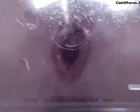 Cammicams Squirts on Glass
