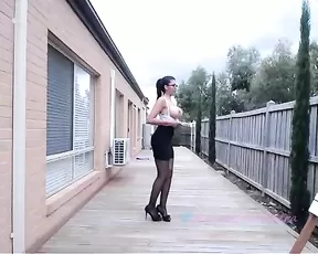 Babe is giving a blow job
