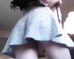 So pretty brunette wife make a hell of upside dowm blowjob friday night,enjoy
