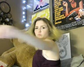 Passionate blowjob in the shower Live Porn