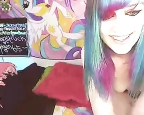 Pretty brunette girlfriend make a hell of a blowjob and awezone fucking session
