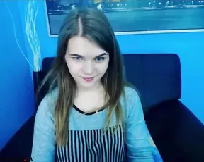 PrettybbMyra sexy doggy dance