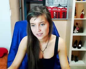 Brown haired slut exposed on cam