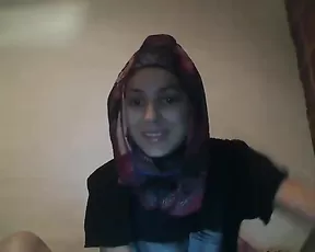 Cum sprayed blonde keep sucking it