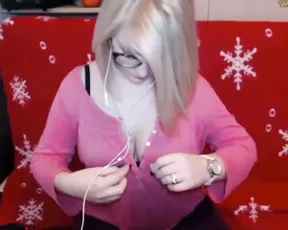 elle_sterling tease 1