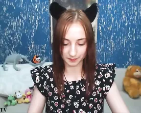 hloyaberts showing pussy tattoo @chaturbate-2017-07-12