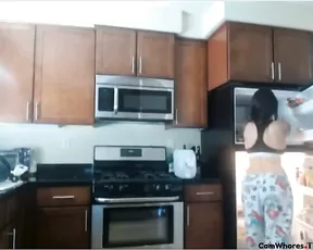 Eveline bends over to show ass