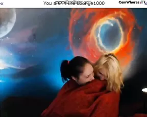 lara rorry and the blanket