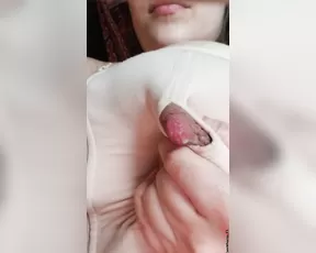 Mal MALLOY nipple play & MILK (PATREON)