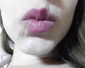 A small breasted blonde makes a great show