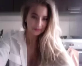 Amateur Teen on Webcam