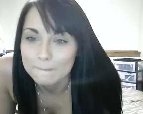 Horny solo babe showing off