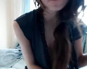 Webcam honey with a dildo