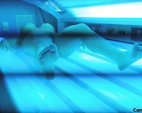 Hannah_canada tanning fun