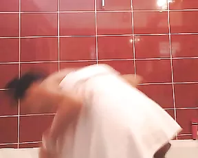 A couple fucks in the bed