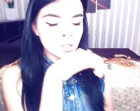 Horny slut stuffs her ass with all kinds of things