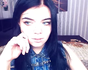 Horny slut stuffs her ass with all kinds of things