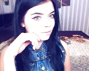 Horny slut stuffs her ass with all kinds of things