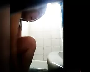 Espiando a la tia Jasmin
